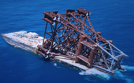 Pluto 導管架建造項目