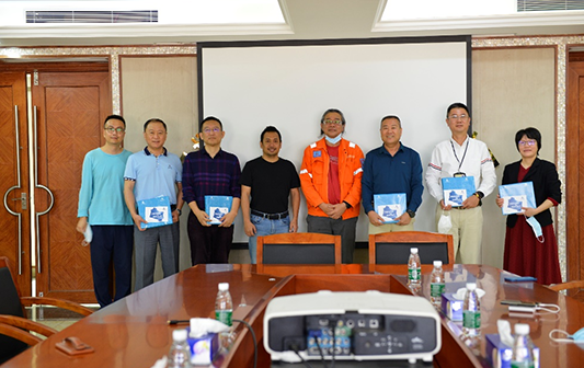 遲到的禮物，濃濃的友誼